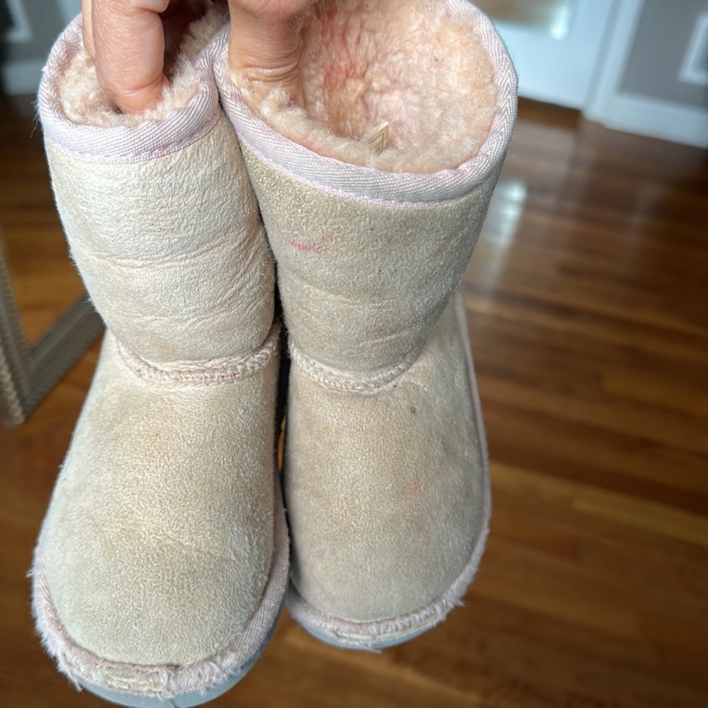 Ugg boot
